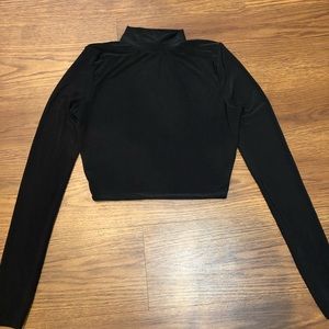 PRETTY LITTLE THING mock neck top